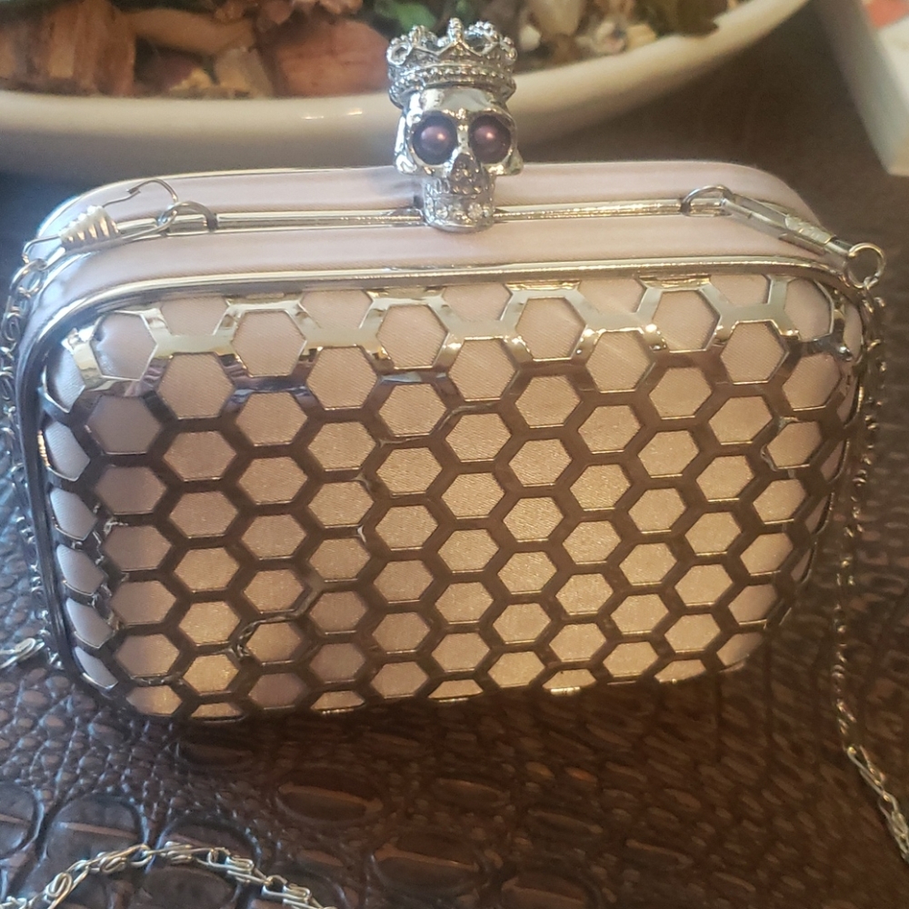 Skull head Evening bag